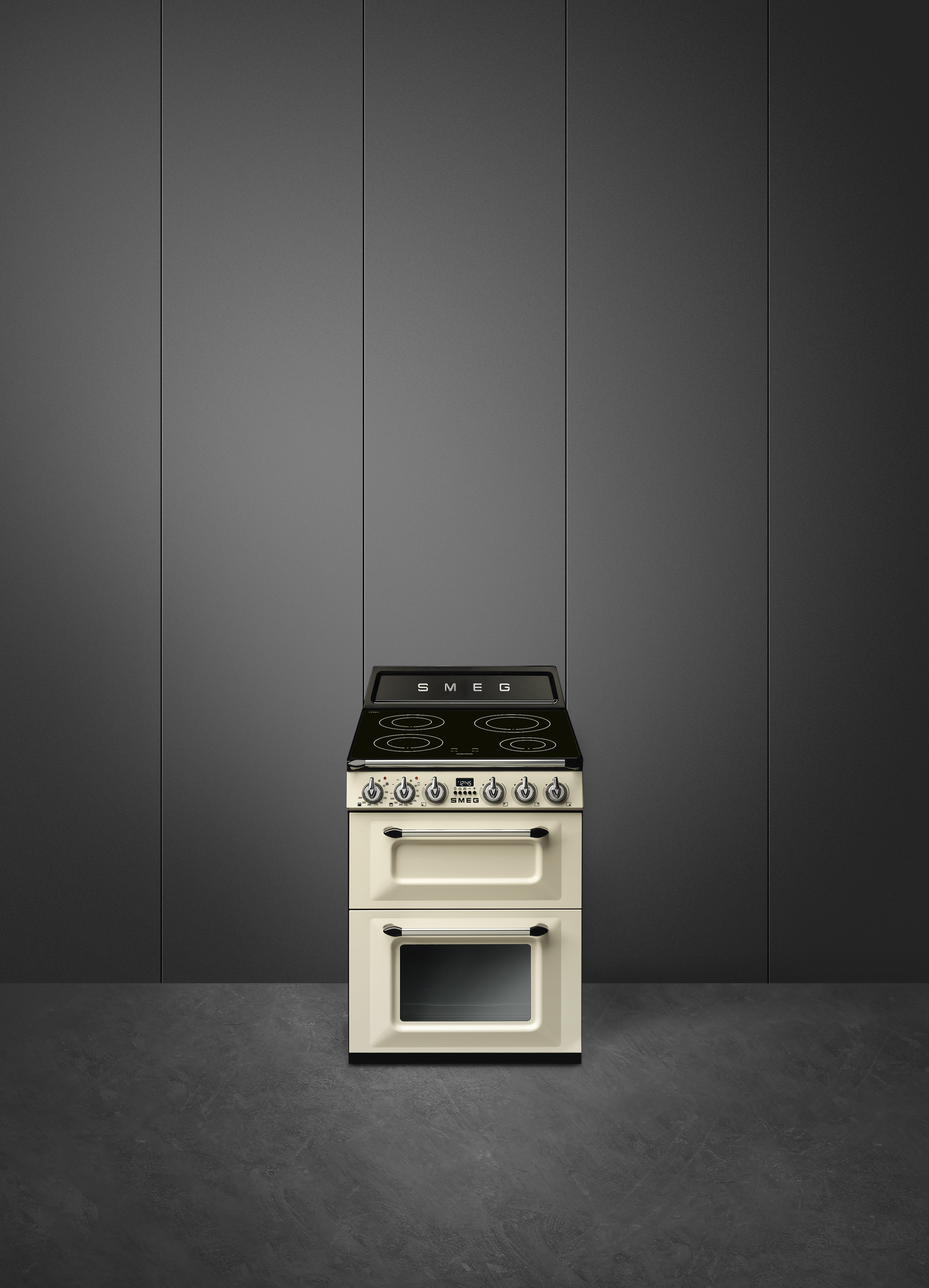 SMEG TR62IP2 fornuis met inductie kookplaat - 60cm SMEG TR62IP2 fornuis met inductie kookplaat - 60cm