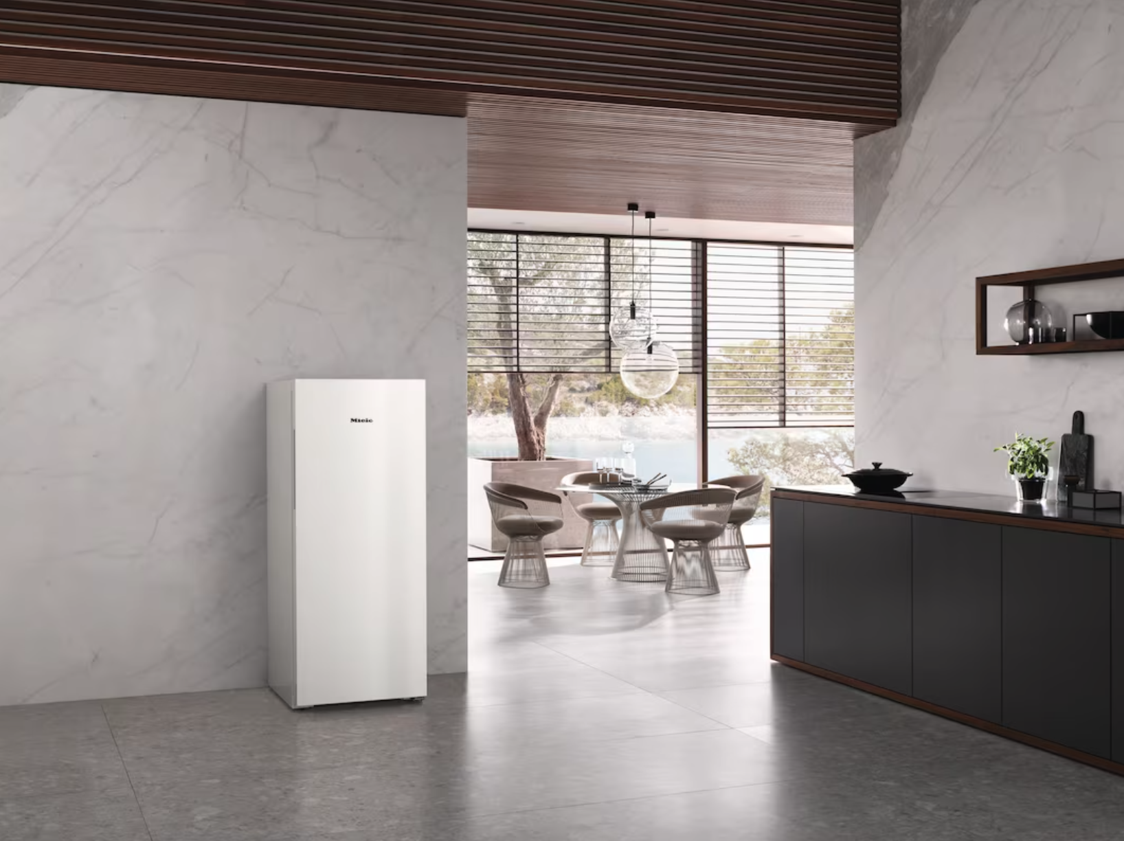 MIELE FN4322CWS vrijstaande vriezer - 145cm MIELE FN4322CWS vrijstaande vriezer - 145cm