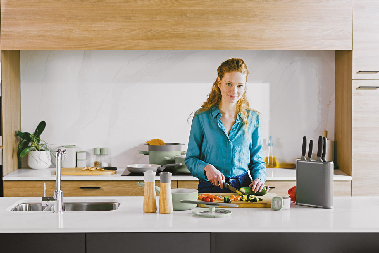 BERGHOFF 3950411 peper- en zoutmolen BERGHOFF 3950411 peper- en zoutmolen