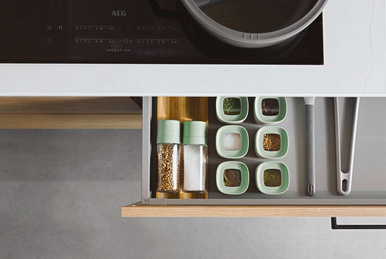 BERGHOFF 3950403 peper- en zoutmolen BERGHOFF 3950403 peper- en zoutmolen