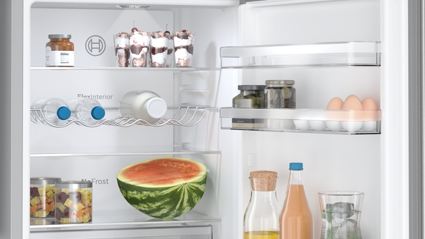 BOSCH KGN362IBF SERIE 4 vrijstaande koel-/vriescombinatie - 186cm BOSCH KGN362IBF SERIE 4 vrijstaande koel-/vriescombinatie - 186cm