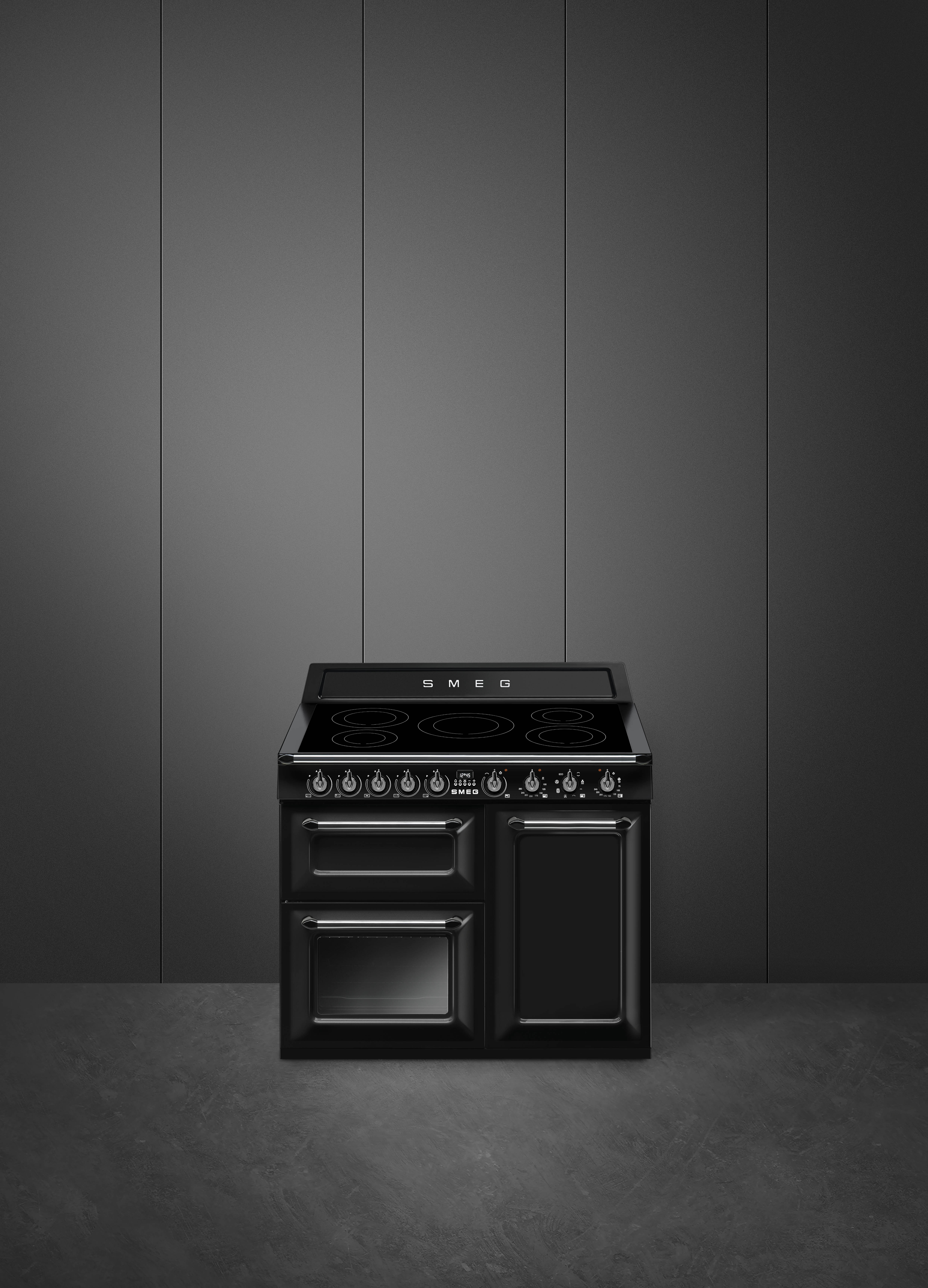 SMEG TR103IBL2 fornuis met inductie kookplaat - 100cm SMEG TR103IBL2 fornuis met inductie kookplaat - 100cm