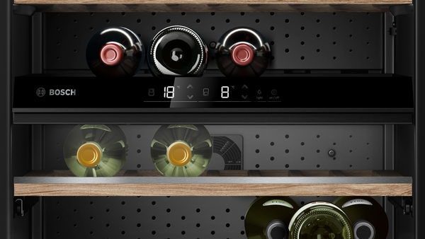 BOSCH KWK16ABGB SERIE 6 vrijstaande wijnklimaatkast BOSCH KWK16ABGB SERIE 6 vrijstaande wijnklimaatkast