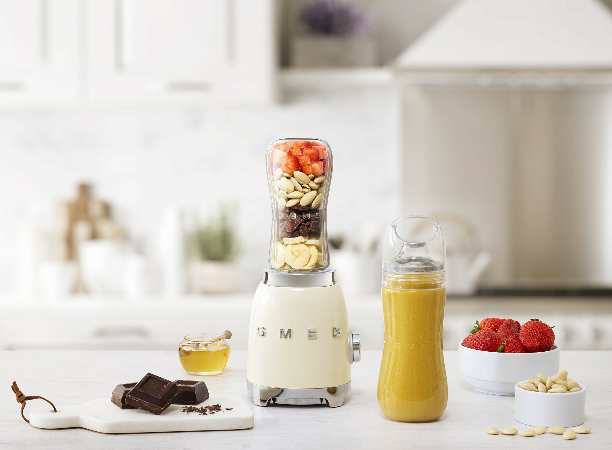 SMEG SDA PBF01CREU blender SMEG SDA PBF01CREU blender