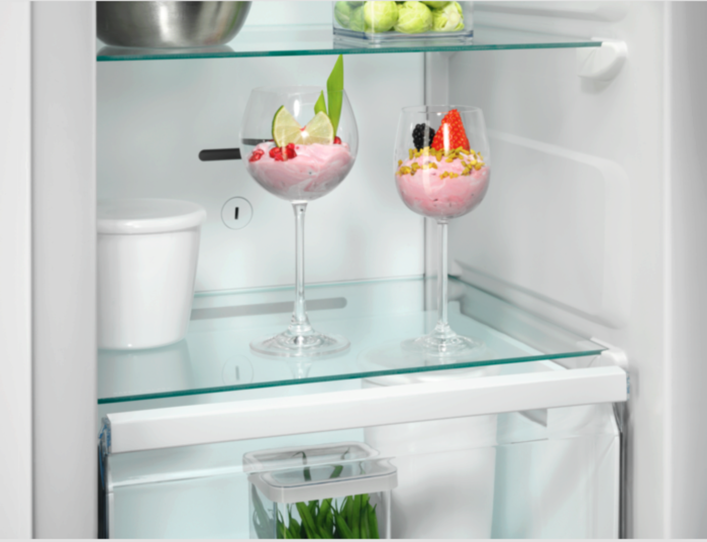 AEG TB7NA181ES 7000 inbouw vriezer - 178cm AEG TB7NA181ES 7000 inbouw vriezer - 178cm