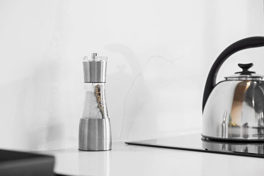 BERGHOFF 1106244 peper- en zoutvaatje BERGHOFF 1106244 peper- en zoutvaatje