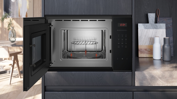 SIEMENS BE523LMB1 IQ300 microgolfoven met grill - 38cm