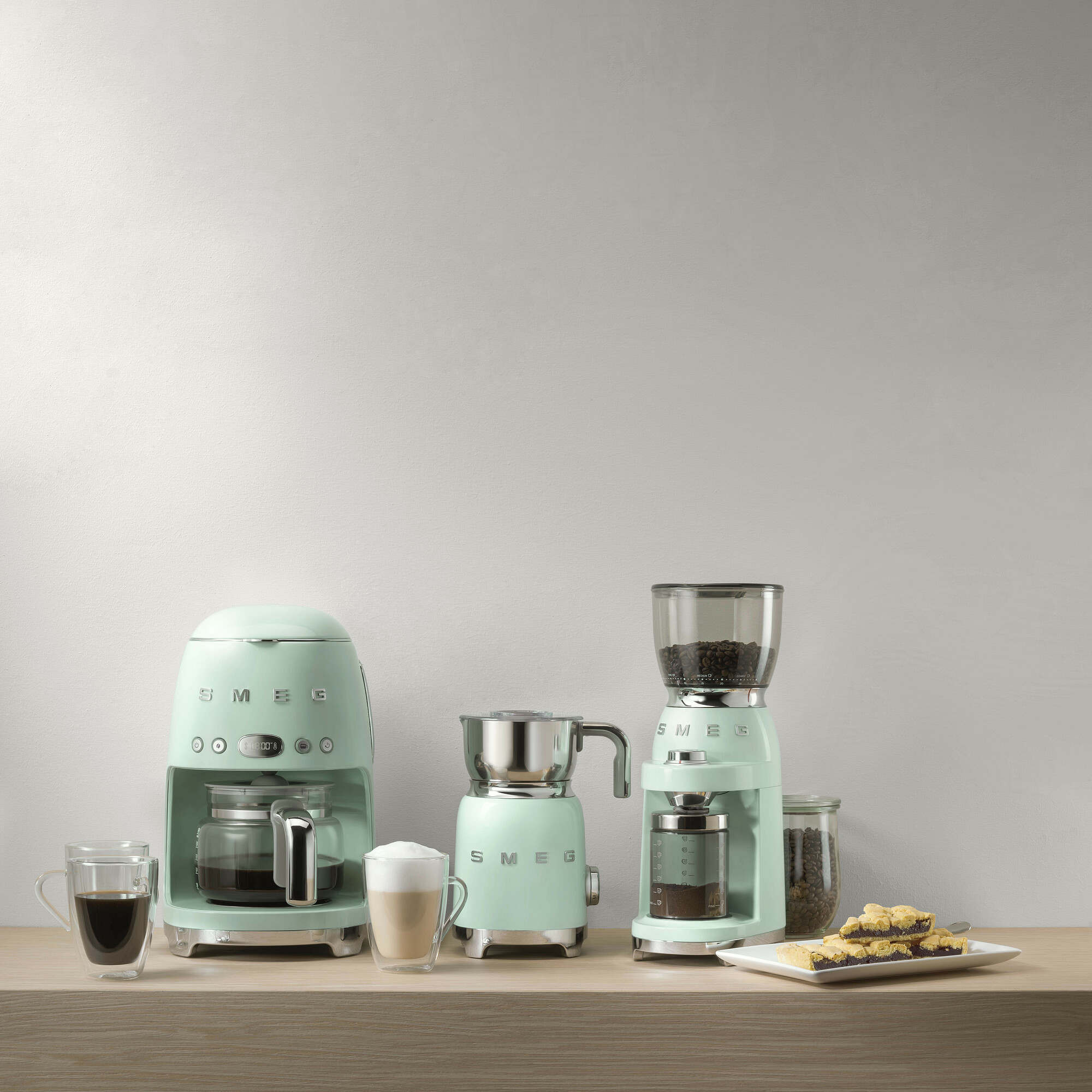 SMEG SDA DCF02PGEU koffiezetapparaat